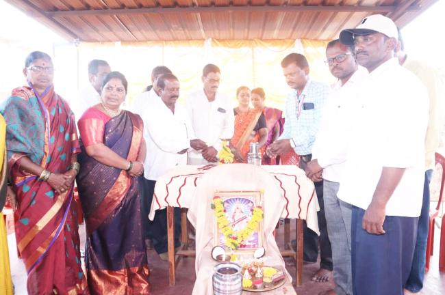 ವಿದ್ಯಾರ್ಥಿಗಳು ಮೊಬೈಲ್, ದೂರದರ್ಶನಗಳ ಭರಾಟೆಯಲ್ಲಿ  ಸಮಯ ಪ್ರಜ್ಞೆಯನ್ನು ಕಳೆದುಕೊಳ್ಳುತ್ತಿದ್ದಾರೆ; ವಂಟಗೂಡಿ 