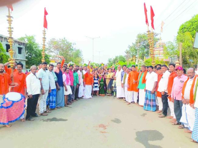 ಮಹಾದೇವರ ನೂತನ ಮಹಾ ರಥ ಲೋಕಾರೆ​‍್ಣ 