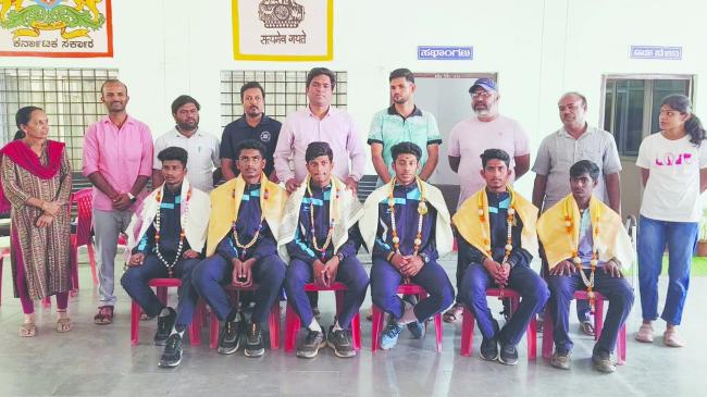 ಕೊಪ್ಪಳ ಜಿಲ್ಲಾ ಕ್ರೀಡಾ ವಸತಿ ನಿಲಯದಲ್ಲಿ ಪಾಲಕರ ಸಭೆ: ಸಾಧಕ ಕ್ರೀಡಾಪಟುಗಳಿಗೆ ಸನ್ಮಾನ