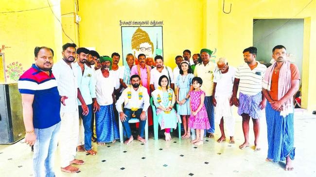 ವರುಣಗೌಡ್ರ ದಂಪತಿಗೆ ಗೌರವ ಸನ್ಮಾನ 