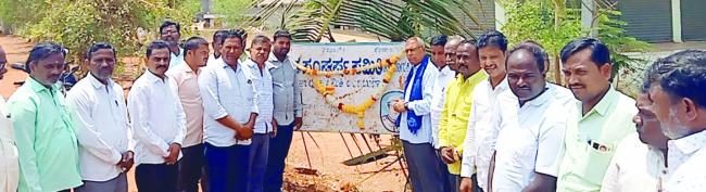 ಮಹನೀಯರ ತತ್ವಾದರ್ಶನ ಮೈಗೂಡಿಸಿಕೊಳ್ಳಬೇಕು