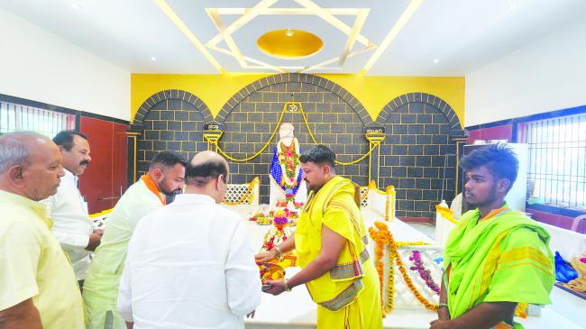 ರಾಮನವಮಿ ಪ್ರಯುಕ್ತ ಸಾಯಿಬಾಬಾ ದರ್ಶನ