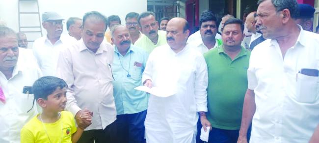 ಬ್ಯಾಡಗಿ ರೈಲ್ವೆ ನಿಲ್ದಾಣದಲ್ಲಿ ಎಲ್ಲ ರೈಲುಗಳು ನಿಲುಗಡೆಗೆ ಕೇಂದ್ರ ಸಚಿವರಿಗೆ ಮನವಿ