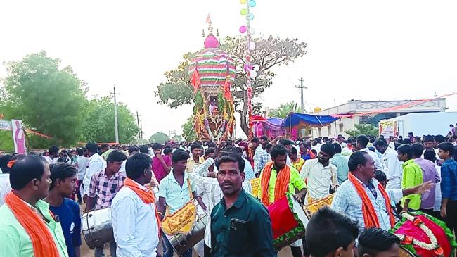 ಕಲ್ಲಿನಾಥೇಶ್ವರ ಜಾತ್ರಾ ಮಹೋತ್ಸವ ಅದ್ದೂರಿಯಾಗಿ ಜರುಗಿತು