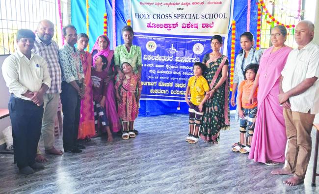 ಸರ್ಕಾರ ವಿಕಲಚೇತನರಿಗೆ ನೀಡಿರುವ ಸೌಲಭ್ಯ ಸದುಪಯೋಗ ಪಡಿಸಿಕೊಳ್ಳಿ: ಬಾಗೋಜಿ 