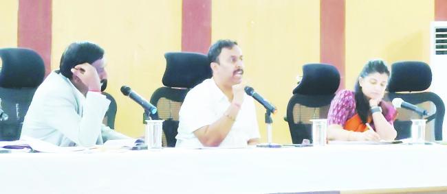 ಸಮಸ್ಯೆಗಳ ಇತ್ಯರ್ಥಕ್ಕೆ ಪ್ರತಿ ಮಾಹೆ ಜಿಲ್ಲಾ ಮಟ್ಟದ ಅಧಿಕಾರಿಗಳ ಸಮನ್ವಯ ಸಭೆ ನಡೆಸಲು ನಿರ್ದೇಶನ : ಡಾ.ವಿಶಾಲ್‌. ಆರ್