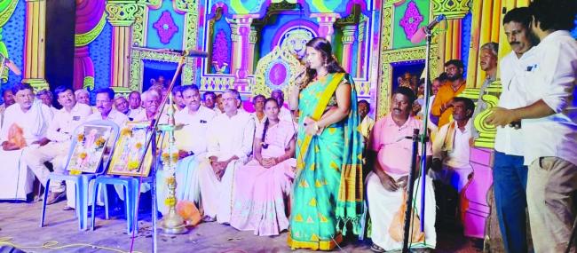 ಹಳ್ಳಿಗಳು ಕಲೆ, ಸಾಹಿತ್ಯ, ರಂಗಭೂಮಿಯ ಜೀವಾಳ: ಅಂಜಲಿ ಬೆಳಗಲ್