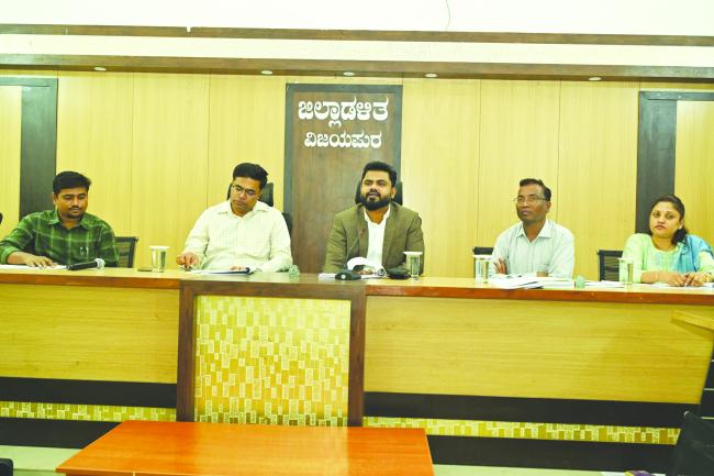 ಜಮೀನು ದಾಖಲೀಕರಣ ಕಾರ್ಯ ತ್ವರಿತಗೊಳಿಸಿ ಪೂರ್ಣಗೊಳಿಸಿ: ಪಿ.ಸುನೀಲ ಕುಮಾರ್  