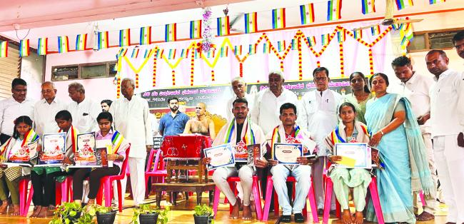 ಭಗವಾನ್ ಮಹಾವೀರರ ಜಯಂತಿ ನಿಮಿತ್ತ ಆದೀವೀರ ಅವಾರ್ಡ್‌ ಭಾಷಣ ಸ್ಪರ್ಧೆ  