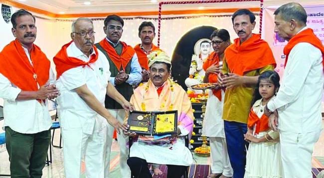 ಅಕ್ಕಮಹಾದೇವಿಯ ವಚನಗಳು ಆಧ್ಯಾತ್ಮಿಕ ನೆಲೆಯಲ್ಲಿ ಮಹೋನ್ನತ ಸ್ಥಾನ:ಕೊಟ್ರೇಶ್