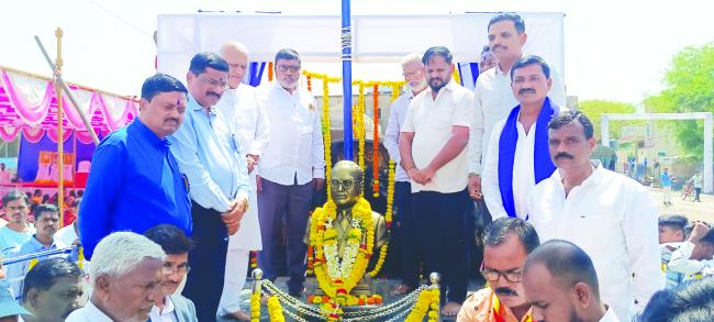 ಮಹಾಪುರುಷರನ್ನು ಒಂದೇ ಸಮುದಾಯಕ್ಕೆ ಸಿಮೀತಗೊಳಿಸಬೇಡಿ: ರಾಜು ಕಾಗೆ 
