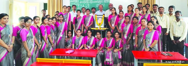 ಅಂಬೇಡ್ಕರ್ ದೇಶ ಕಂಡ ಮಹಾನ್ ನಾಯಕ: ಬಂಟನೂರ 