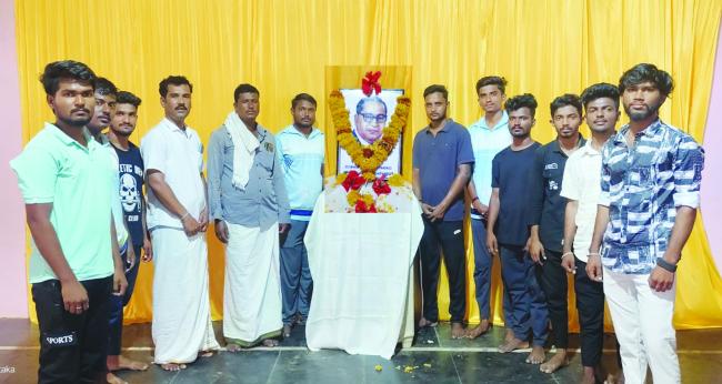 ವಿದ್ಯಾರ್ಥಿ ಯುವಜನರು ಅಂಬೇಡ್ಕರ್ ಅರಿವಿನ ಮೂಲಕ ಶಿಕ್ಷಣ, ಸಂಘಟನೆ, ಹೋರಾಟಕ್ಕೆ ಮುನ್ನುಡೆಯಲ್ಲಿ - ಮಾರುತಿ ತಳವಾರ