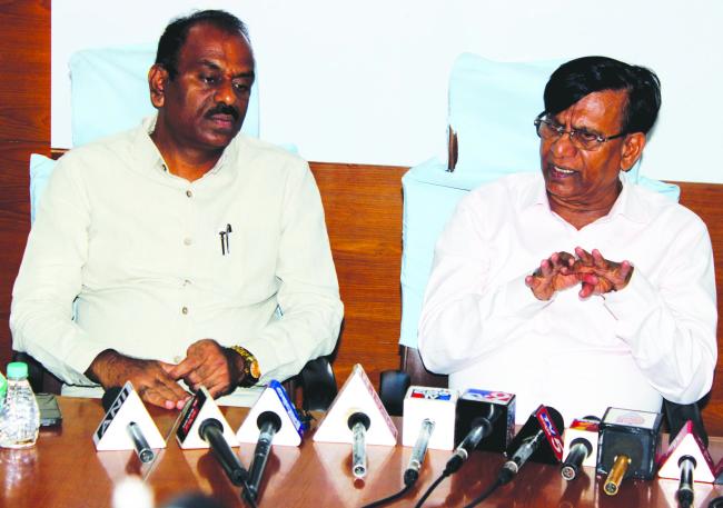  ರೈಲ್ವೆ ಲೈನ್‌ಗಳು  ಬರುವ ಮೂರು ವರ್ಷಗಳಲ್ಲಿ ಪೂರ್ಣಗೊಳ್ಳಲಿವೆ: ಬಸವರಾಜ ರಾಯರಡ್ಡಿ 