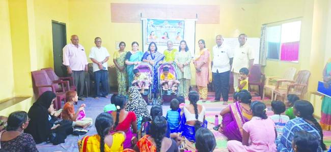 ನಾಗವೇಣಿ ಗರೂರ ರಿಂದ ಬೇಬಿ ಸ್ಟ್ರ್ಯಾಲರ್ ಕೊಡುಗೆಯಾಗಿ ವಿತರಣೆ : ಹಲವರಿಂದ ಮೆಚ್ಚುಗೆ