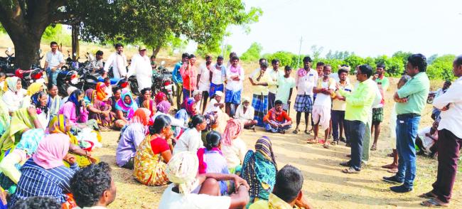 ನರೇಗಾ ಕೆಲಸದಲ್ಲಿ ಕೂಲಿಕಾರರು ಎನ್‌ಎಂಎಂಎಸ್ ಹಾಜರಾತಿ ಕಡ್ಡಾಯ: ಹನಮಂತಗೌಡ ಪೊಲೀಸ್ ಪಾಟೀಲ್   
