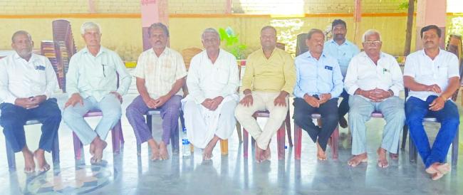 ವಿಜಯಾನಂದ ಕಾಶಪ್ಪನವರು ಅವಹೇಳನಕಾರಿ ಹೇಳಿಕೆ  ಖಂಡಿಸಿ 