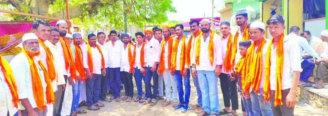 ಜಾತ್ರಾ ಮಹೋತ್ಸವದಲ್ಲಿ ಭಾವೈಕ್ಯತೆ ಮೆರೆದ ಮುಸ್ಲಿಂ ಯುವಕರು  