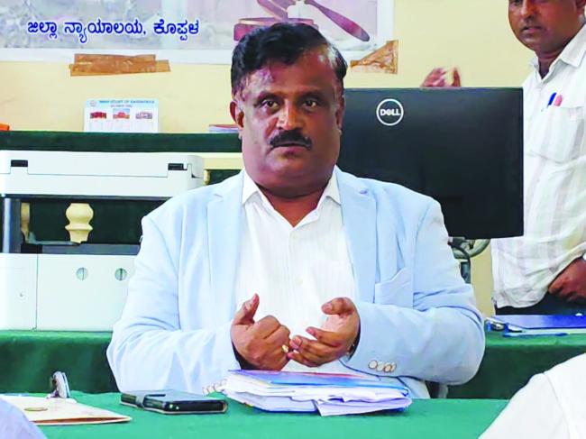 ಏಪ್ರಿಲ್‌. 28 ರಂದು ಕಿನ್ನಾಳ ಗ್ರಾಮದಲ್ಲಿ ಕಂದಾಯ ಅದಾಲತ್‌- ನ್ಯಾ. ಮಹಾಂತೇಶ್ ಎಸ್‌. ದರಗದ 