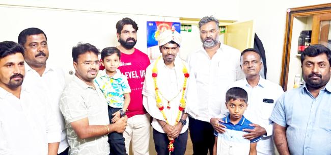 ಕುರಿ ಕಾಯುವವನ ಮಗನ ಅದ್ಬುತ ಸಾಧನೆ ಯುವಕರಿಗೆ ಮಾದರಿ : ಶಾಸಕ ವಿಶ್ವಾಸ ವೈದ್ಯ  