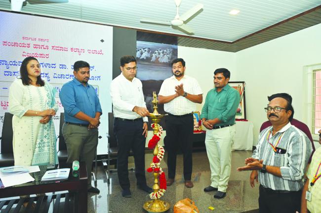 ನಿಯಮಗಳನ್ವಯ ಪಾರದರ್ಶಕವಾಗಿ ನಿಖರ ಮಾಹಿತಿ ಸಂಗ್ರಹಿಸಿ: ಜಿಲ್ಲಾಧಿಕಾರಿ ಟಿ.ಭೂಬಾಲನ್ 