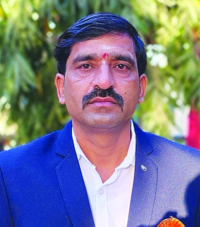 ರೋಣ ತಾಲೂಕಿನ್ಯಾದಂತ ದುಡಿಯೋಣ ಬಾ ಅಭಿಯಾನ : ಚಂದ್ರಶೇಖರ ಬಿ ಕಂದಕೂರ  ನಮ್ಮ ಬಾಗದ ಜನರ ಗುಳೆ ತಪ್ಪಿಸಲು ತಾಲೂಕ ಪಂಚಾಯತ ದಿಟ್ಟ ಹೆಜ್ಜೆ   