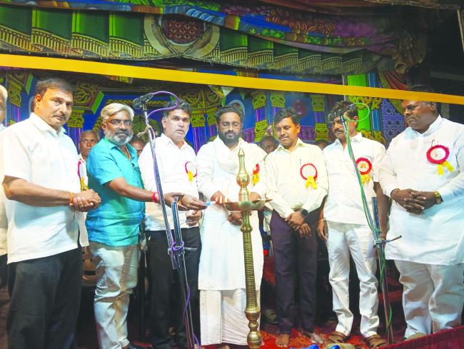 ಯುವಕರು ಸಾಹಿತ್ಯ ಕ್ಷೇತ್ರದ ಬೆಳವಣಿಗೆಗೆ ಪ್ರೋತ್ಸಾಹ ನೀಡಬೇಕು: ದೊಡ್ಡಗೌಡರ 