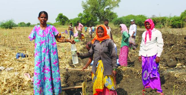 ವಿಕಲಚೇತನ ಸೈನಾಜಾ ಹಾಗೂ ಕಳಸಪ್ಪ ಅವರಿಗೆ ಉದ್ಯೋಗ ಖಾತ್ರಿ ನೆರವು 