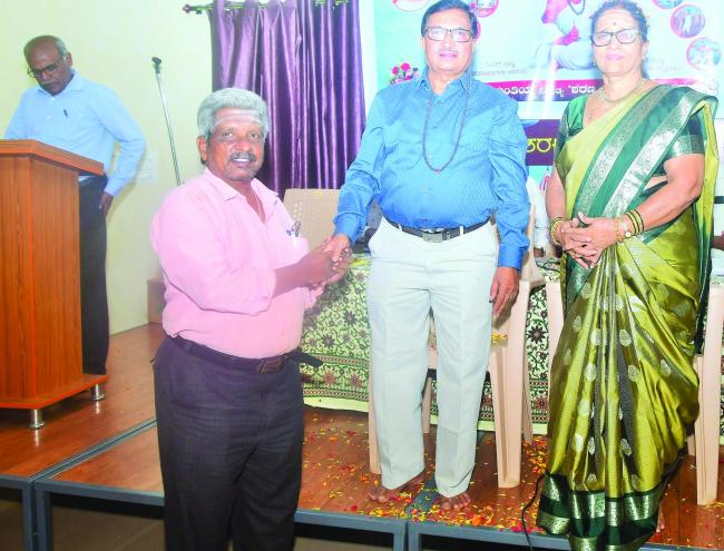 ಕೆ.ಎಸ್‌.ಇನಾಮತಿ ದಂಪತಿಗಳಿಗೆ 50ನೇ ವಿವಾಹ ವಾರ್ಷಿಕೊತ್ಸವ 