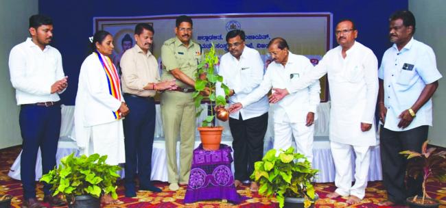 ಬುದ್ಧ ನಮ್ಮೆಲ್ಲರ ಮನೆಯ ಮನದ ಬೆಳಕು: ಸಂಗಮೇಶ ಬಬಲೇಶ್ವರ 