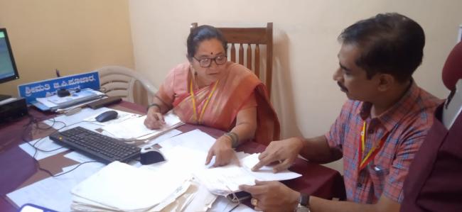   ತಹಶೀಲ್ದಾರ ಕಚೇರಿಗೆ ದೀಡೀರನೆ ಲೋಕಾಯುಕ್ತ ಡಿವೈಎಸ್‌ಪಿ ಭೇಟಿ