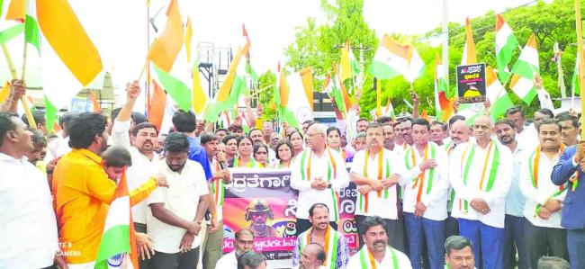 ಭಾರತ ಮಾತೆಯರ ಸಿಂಧೂರವನ್ನು ಮುಟ್ಟಲು ಬಂದ್ರೆ ಪಾಕ್ ಭೂ ಪುಟದಲ್ಲಿ ಇರೋದಿಲ್ಲ : ಮಾಜಿ ಸಚಿವ ಆಚಾರ್ 