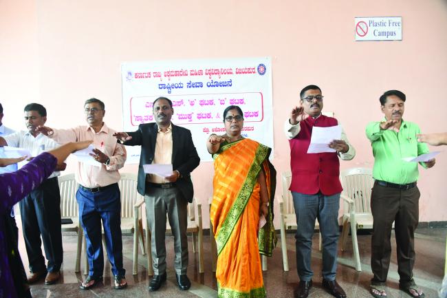 ನಾವೆಲ್ಲರೂ ಸಹಬಾಳ್ವೆಯಿಂದ ಬದುಕುವುದು ಅತ್ಯವಶ್ಯಕವಾಗಿದೆ: ಪ್ರೊ.ಶಾಂತಾದೇವಿ ಟಿ 