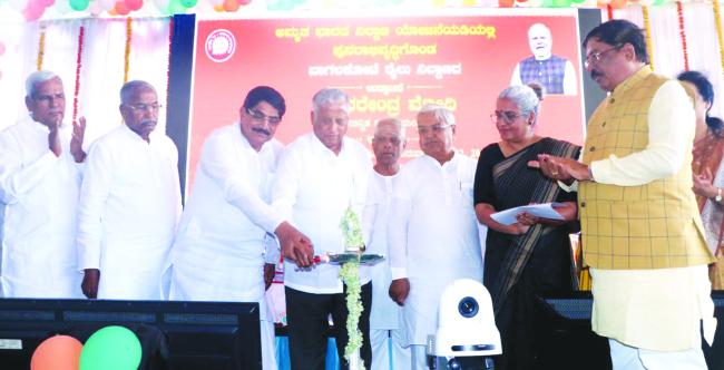 ಶೀಘ್ರದಲ್ಲಿ ಬಾಗಲಕೋಟೆಗೆ ವಂದೇ ಭಾರತ ರೈಲು : ಸೋಮಣ್ಣ  