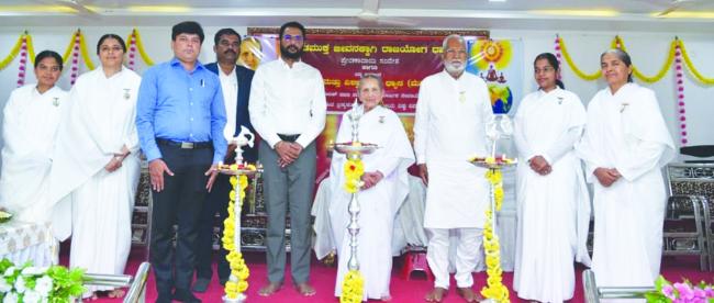 ಆಧ್ಯಾತ್ಮ ಜ್ಞಾನ ಮತ್ತು ಧ್ಯಾನದಿಂದಲೇ ವಿಶ್ವದಲ್ಲಿ ಶಾಂತಿ ನೆಲೆಸಲು ಸಾಧ್ಯ: ಸುದೇಶ್ ದೀದಿಜಿ 