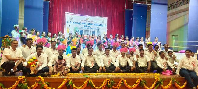 ಗುರುವಂದನೆ ಕಾರ್ಯಕ್ರಮ ಶ್ಲಾಘನೀಯ: ಹಳ್ಳಿಕೇರಿ 