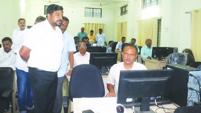 ಎಸ್‌ಎಸ್‌ಎಲ್‌ಸಿ-2ರ ಪರೀಕ್ಷೆಯ ವೆಬ್ ಕಾಸ್ಟಿಂಗ್ : ಜಿ.ಪಂ ಸಿಇಓ ರಿಷಿ ಆನಂದ ಪರೀಶೀಲನೆ 