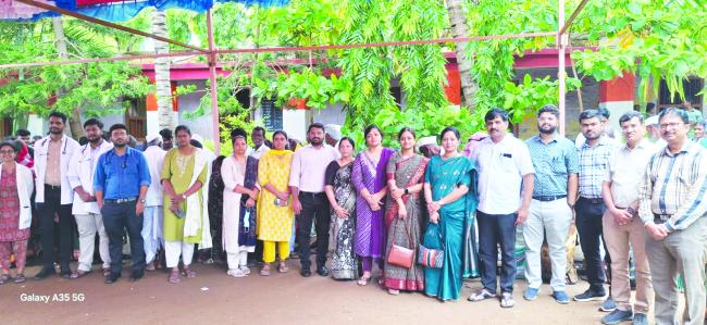 ಉಚಿತ ಆರೋಗ್ಯ ಶಿಬಿರಗಳಿಂದ ಬಡವರಿಗೆ ಅನಕೂಲ:ಡಾ.ಪ್ರಭುಗೌಡ  