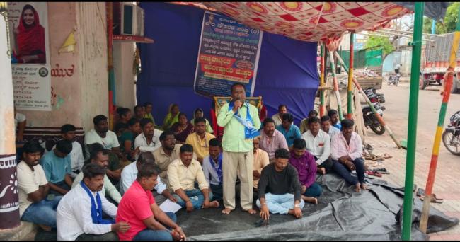 ಪೌರ ನೌಕರರ ಮುಷ್ಕರ ಬೇಡಿಕೆ ಈಡೇರಿರುವರೆಗೆ ಮುಂದುವರಿಕೆ