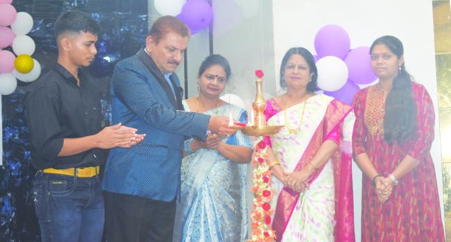 ಮಕ್ಕಳ ಜೀವನದಲ್ಲಿ ಶಿಕ್ಷಣ ಅತ್ಯಂತ ಮುಖ್ಯ: ತಿರ್ಲಾಪುರ  