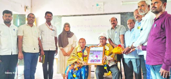 ನಿವೃತ್ತ ಕೃಷಿ ಅಧಿಕಾರಿ ಬೀಳಗಿಗೆ ಬೀಳ್ಕೊಡುಗೆ 