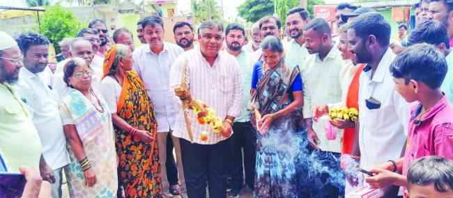 ಗ್ರಾಮೀಣ ರಸ್ತೆಗಳಿಗೆ ಮೊದಲ ಆದ್ಯತೆ: ಶಾಸಕ ಪಠಾಣ 