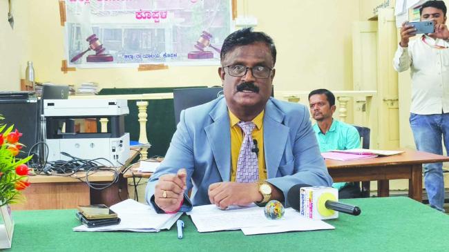 ರಾಷ್ಟ್ರೀಯ ಲೋಕ್ ಅದಾಲತ್ ಹಮ್ಮಿಕೊಳ್ಳಲಾಗಿದ್ದು ಇದರ ಸದುಪಯೋಗವನ್ನು ಸಾರ್ವಜನಿಕರು ಪಡೆದುಕೊಳ್ಳಬೇಕೆಂದು:  ಮಹಾಂತೇಶ ಎಸ್‌. ದರಗದ್ 