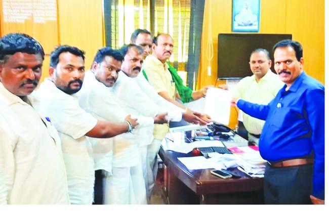 ಹಿಂದಿನ ಭರವಸೆಯಂತೆ 33 ಗೇಟ್‌ಗಳನ್ನು ಕೂಡಲೆ ಅಳವಡಿಸಲು ಅಗ್ರಹ 