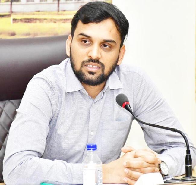 ಮಳೆಗಾಲದಲ್ಲಿ ಮಕ್ಕಳಿಗೆ ತೊಂದರೆ ಆದರೆ ಬಿಇಓ, ಡಿಡಿಪಿಐ ಜವಾಬ್ದಾರರು: ಸಿಇಓ ಭುವನೇಶ ಪಾಟೀಲ 