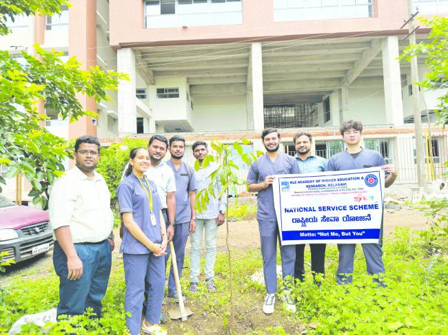 ಕೆಎಲ್‌ಇ ಕಾಲೇಜ್ ಆಫ್ ಫಾರ್ಮಸಿಯಲ್ಲಿ ಪರಿಸರ ದಿನಾಚರಣೆ 