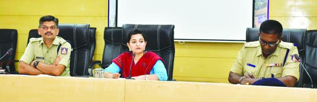 ಜಿಲ್ಲಾಧಿಕಾರಿಗಳ ಅಧ್ಯಕ್ಷತೆಯಲ್ಲಿ ಜರುಗಿದ ಜಿಲ್ಲಾ ರಸ್ತೆ ಸುರಕ್ಷತಾ ಸಭೆ 