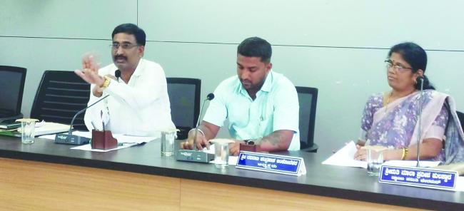 ಮಳೆಗಾಲದ ಸಮಸ್ಯೆಗಳ ಬಗ್ಗೆ ಗಮನ ಸೆಳೆದ ವಿರೋಧ ಪಕ್ಷದ ಸದಸ್ಯರು : ಪ್ರತ್ಯುತ್ತರ ನೀಡಿದ ಪೌರಸಯುಕ್ತ 