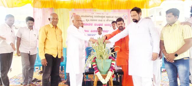 ಸಹಾಕರಿ ಸಂಘಗಳ ರೈತರಿಗೆ ಅತಿಹೆಚ್ಚು ಸಾಲ ವಿತರಣೆ: ಶಾಸಕ ಲಕ್ಷ್ಮಣ ಸವದಿ 