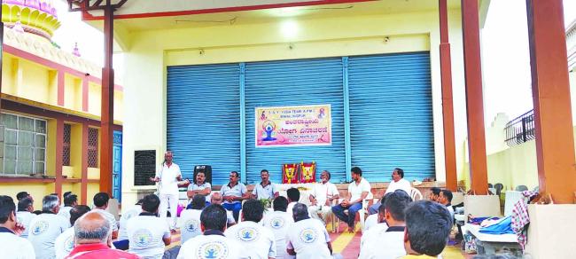 ಸಿದ್ಧ ಸಮಾಧಿಯೋಗ, ವಿವಿಧ ಸಂಘ ಸಂಸ್ಥೆಗಳು,ಹಿಂದೂ ಸಂಘಟನೆಗಳ ವತಿಯಿಂದ ಯೋಗ ದಿನಾಚರಣೆ 